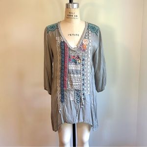 Johnny Was gray embroidered tunic top